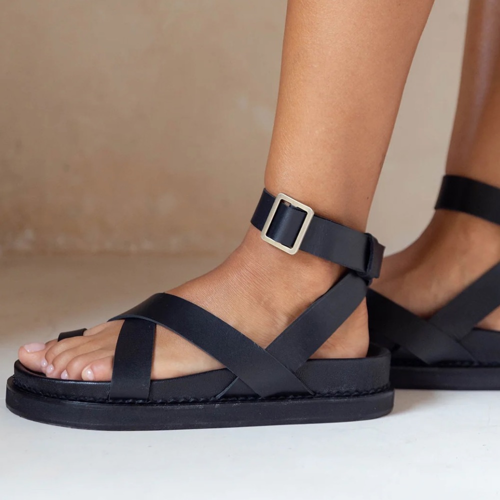 Liberte Brontë sandals